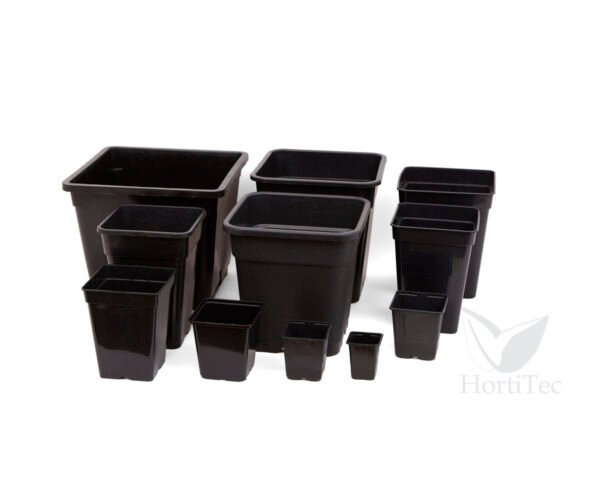 Maceta cuadrada negra (7 x 7 x 8 cm) (112 u) (0.23 l)