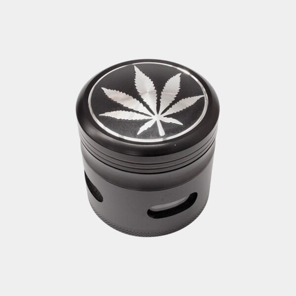 Grinder aluminio mix de colores con diseño de hoja en relieve  de 4 partes